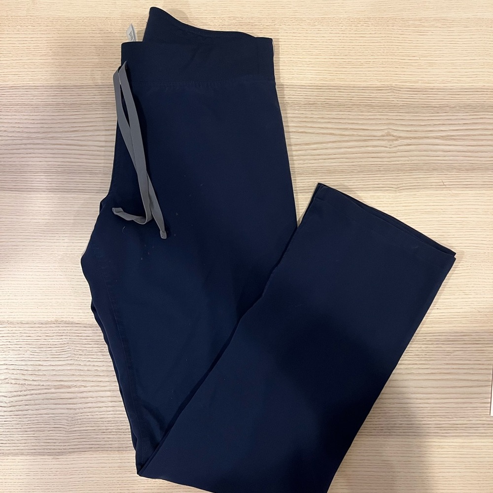 Figs Navy Scrub Set